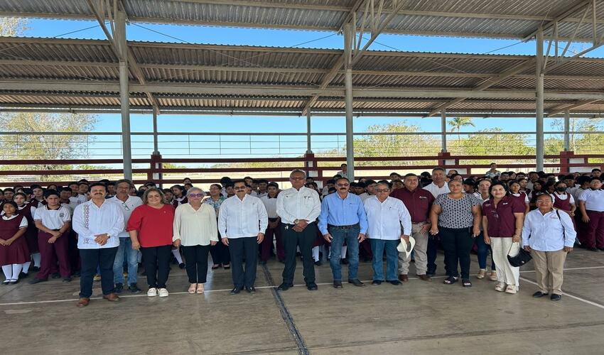 La Escuela Secundaria Técnica No. 13 “José Vicente de la Serna” se vistió de orgullo y compromiso patrio